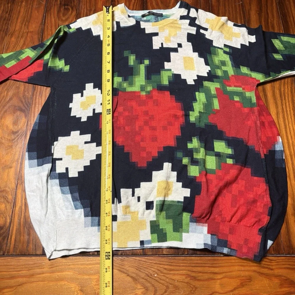 High Use Claire Campbell Digital Pixel Strawberry Daisy Pullover Sweater S New